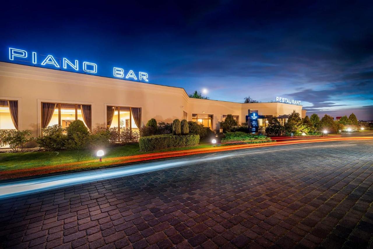Oleśnica The Amber Business & Spa Hotel מראה חיצוני תמונה