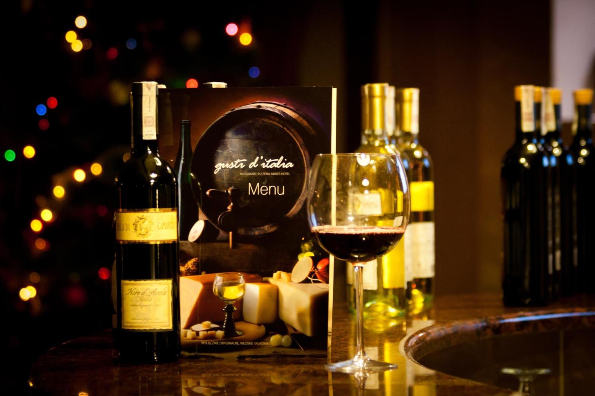 Oleśnica The Amber Business & Spa Hotel מראה חיצוני תמונה